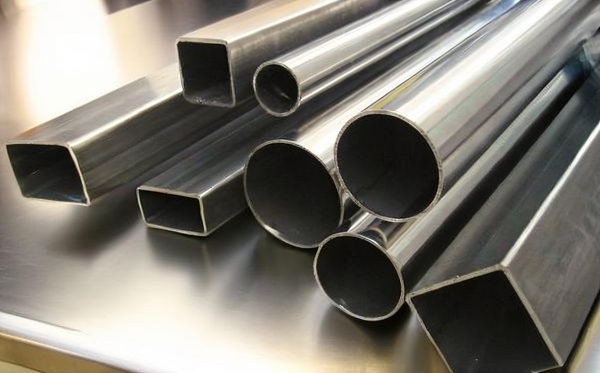 Труба нержавеющая горячекатаная 1320х28 мм 10Х17Н13М2Т